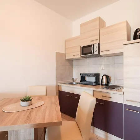 Apartments Miky Vrsi Exterior photo